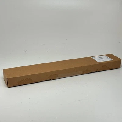 Unopened NETAPP X5526A-R6 4-Post Rackmount Kit 404-00079 404-00080 - Image 1 of 4