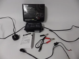 HC Cargo 12v 3a Battery Charger Optimiser Car Van Motorbike Caravan - Picture 1 of 4