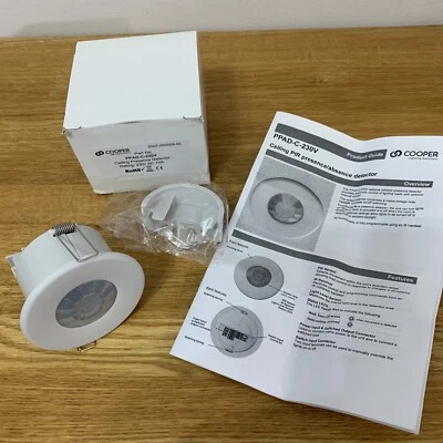 Cooper lighting solutions - Ceiling Mounted PIR Presence Detector 230V-AC 10A - Image 1 of 4