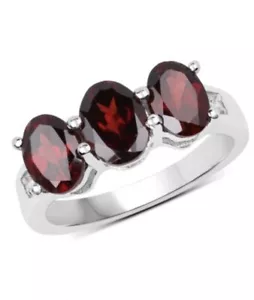 Stuning Womens White Gold Rhodium Finish Size 7 Designer Ring - Picture 1 of 8