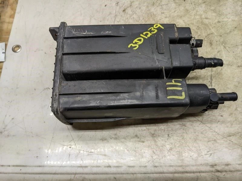 2004-2018 Nissan Maxima 3.5L Fuel Vapor Evaporator Emission Canister 14950-7Y00C - Image 1 of 4