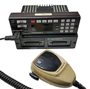 Radio de montaje remoto digital Motorola XTL5000 P25 764-870 MHz M20URS9PW1AN - Imagen 1 de 10