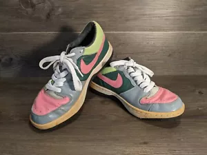 Nike Court Force niedrige Krokodil Textur grün rosa Größe 7,5 - Bild 1 von 5
