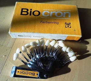 Biocron - DE TREY Farbenring Porzellan 19 Frontzähne in OVP - Bild 1 von 3