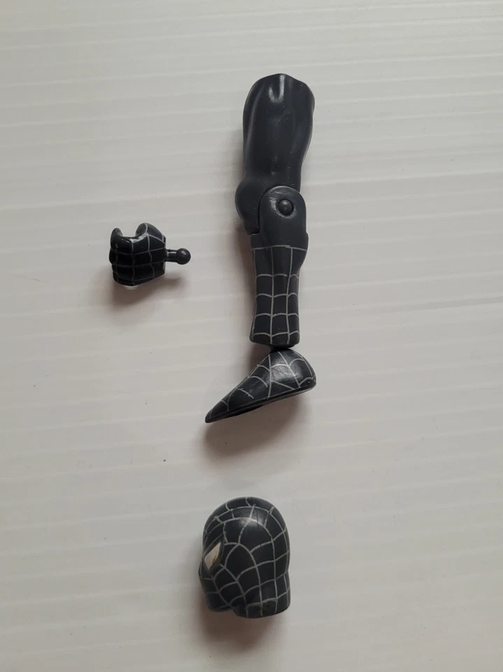 Mega Bloks Spider-Man 3: Traje Negro Spider-Man Magnético CABEZA, PIERNA, ¡SOLO MANO!! Foto 1 de 4