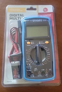 Multímetro digital Tractor Supply Co Barn Star DT9205A pantalla grande - Imagen 1 de 4