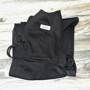 Portabebés Momcozy, negro, para recién nacido o niño pequeño 8-35 libras - Imagen 1 de 1