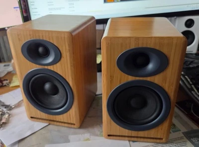 Audioengine P4 diffusori passivi da scaffale - Immagine 1 di 2