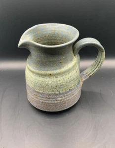 Steinzeug blau hellbraun gesprenkelt Kunstkeramik Milchkännchen Krug-signiert 6 Zoll - Bild 1 von 10