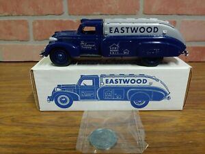 ERTL 1939 Dodge Airflow Eastwood Home Delivery Unit Truck Die Cast Coin Bank 
