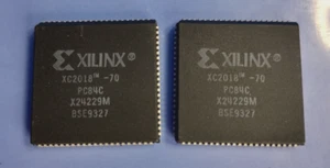 Lot of 2x Xilinx XC2018-70 Field Programmable Gate Array 100cell PLCC-68 IC Chip - Picture 1 of 1
