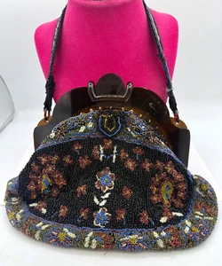 Glass Beaded Purse w/ Bakelite Frame - Unusual Shape - Very Nice! - Picture 1 of 12