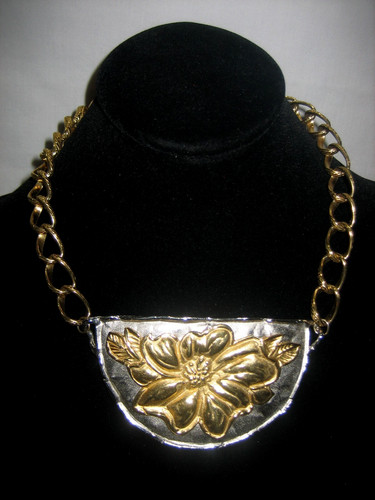 COLLANA DICHIARAZIONE PASSERELLA FIORI BICOLORE DESIGNER GIVENCHY