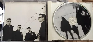 CD : U2 : ALL THAT YOU CAN'T LEAVE BEHIND  - Picture 1 of 3