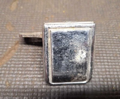 Ford LTD 1973 Country Squire manija de puerta interior derecha D3AB-6522614-AB se envía a todo el mundo Foto 1 de 3