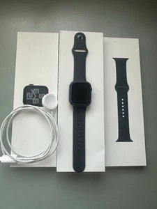 Apple Watch SE 2nd Gen A2722 GPS Smart Watch - 40mm - Zdjęcie 1 z 10