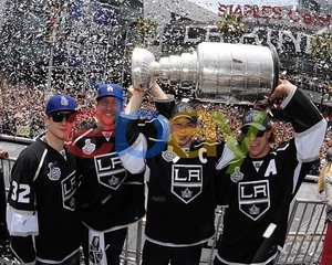 Quick Greene Brown Kopitar 2014 Cup Parade Los Angeles Kings 8x10 NHL Photo - Picture 1 of 1