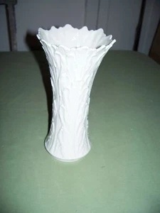 Vintage Lenox Off White 8.5 inch Fancy Porcelain Vase  - Picture 1 of 4