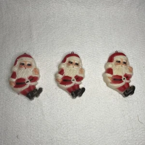 Raro Vintage Tres Plástico Duro Papá Noel Hecho en Hong Kong 4" Adornos Años 50? - Imagen 1 de 9