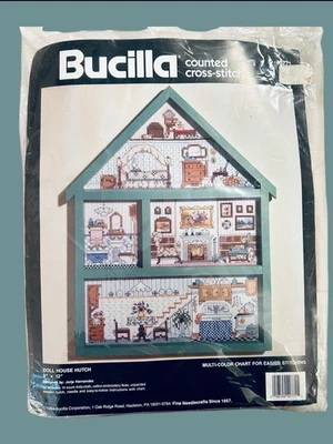 De colección BUCILLA Casa de Muñecas Hutch 9x12 Kit Punto de Cruz Contado #40771 Nuevo Foto 1 de 4