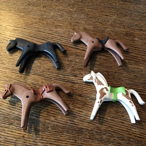 Lote de (4) Caballos Geobra Playmobil Vintage (lote #6) - Imagen 1 de 15