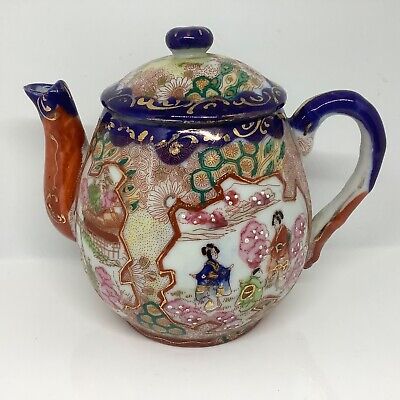 Vintage Oriental Japanese Porcelain Teapot. Decorative Hand Painted Ceramic • 12.11£