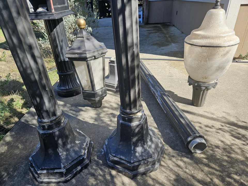 1 винтажный рифленый викторианский уличный фонарь высотой 16 футов из литого алюминия - Изображение 1 из 4