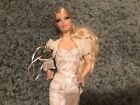 THE BARBIE LOOK CITY SHOPPER BLONDE MODEL MUSE Doll In White Outfit