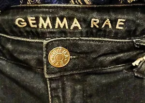 Gemma Rae Juniors Size 13/31 High Rise Stretch Denim "Mom Jeans" NWT - Picture 1 of 11