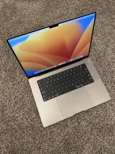 Apple MacBook Pro 16" (512GB SSD, M1 Pro, 16GB) Laptop - Space Gray - MK183LL/A - Bild 1 von 10