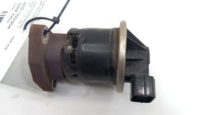 Saturn Vue EGR Valve 2004 2005 2006 2007 - Image 1 of 4