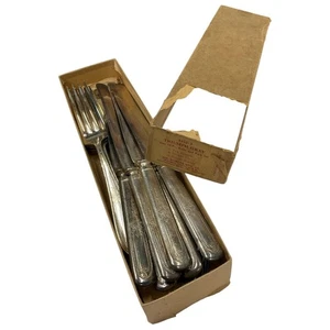 WM Rogers Triumph Gray 18PC Knife Fork Spoon Set Damaged Original Box - Picture 1 of 10