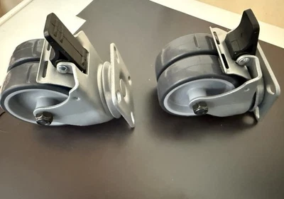 Oakley Laufrollen (2er Set) für Oakley 4.0 Vitrinen OEM NEU - Bild 1 von 4