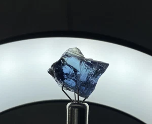 TANSANIT Rohstein Natur (3.39gr) Facet Rough / Natural Tanzanite - Picture 1 of 3