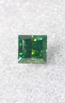 Moissanite Gemstone Faceted square cut Green shade Moissanite stone 7 MM 2.15 Ct - Image 1 of 4