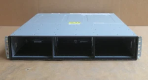 IBM Storwize V7000 G2 Erweiterungs-Array 2076-24F 24x 2,5" Schacht 2x SAS 12G Kanister - Bild 1 von 6