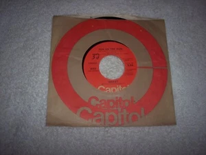 45--SWEET--FOX ON THE RUN / BURN ON THE FLAME #1587 - Picture 1 of 4