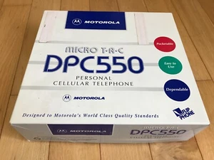 VINTAGE MOTOROLA MICRO TAC DPC550 PERSONAL CELLULAR FLIP PHONE Collector Item - Picture 1 of 5