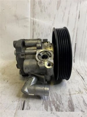 Bomba de dirección asistida Mercedes Benz C250 tracción trasera OEM 2012 2013 2014 2015 Foto 1 de 4