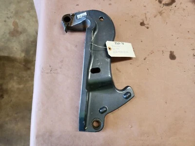 SOPORTE YAMAHA, ABRAZADERA 1, PUERTO, 6CB-43111-02-8D, 250 SHO VMAX 4.2L, 85EP-78 Foto 1 de 4