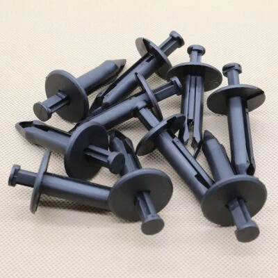 Retenedor remache fascia parachoques delantero 15 piezas 21077131 para GM Saturn Foto 1 de 4