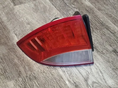 2010 2011 Mercury Milan LH Driver Tail Light, Tested, Working Foto 1 de 4
