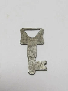 ANTIQUE FLAT STEEL KEY NO NAME UNMARKED - Picture 1 of 2