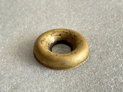 PIEZAS ANTIGUAS DE CUBIERTA DE LATÓN QUEMADOR DE ESTUFA DE QUEROSENO VINTAGE. ANILLO COLECCIONABLE Foto 1 de 4