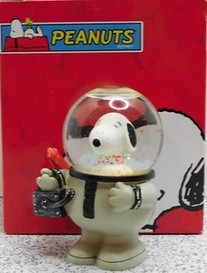 Peanuts Snoopy Astronaut Westland Mini Globe Figurine HTF MIB - Picture 1 of 13