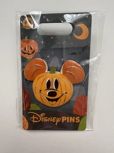 Disney Store Mickey Mouse Jack o' Lantern Halloween Pin - Picture 1 of 2
