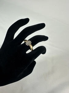 Vintage 10K Yellow Gold Cluster Diamond Ring Size 10 / 4.44g - Picture 1 of 12