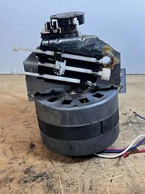 123D0101 14LG410R 2265-267 41A5483B Chamberlain Garage Door Motor - Image 1 of 2