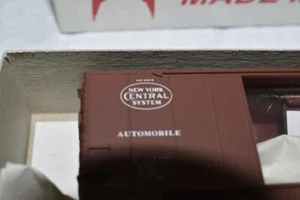 NYC Accurail 50' DD Box Car NEW - Picture 1 of 1