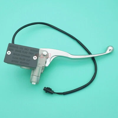 New Front Right Brake Master Cylinder for Yamaha Banshee 350 YFZ350 2002-2006 - Image 1 of 4